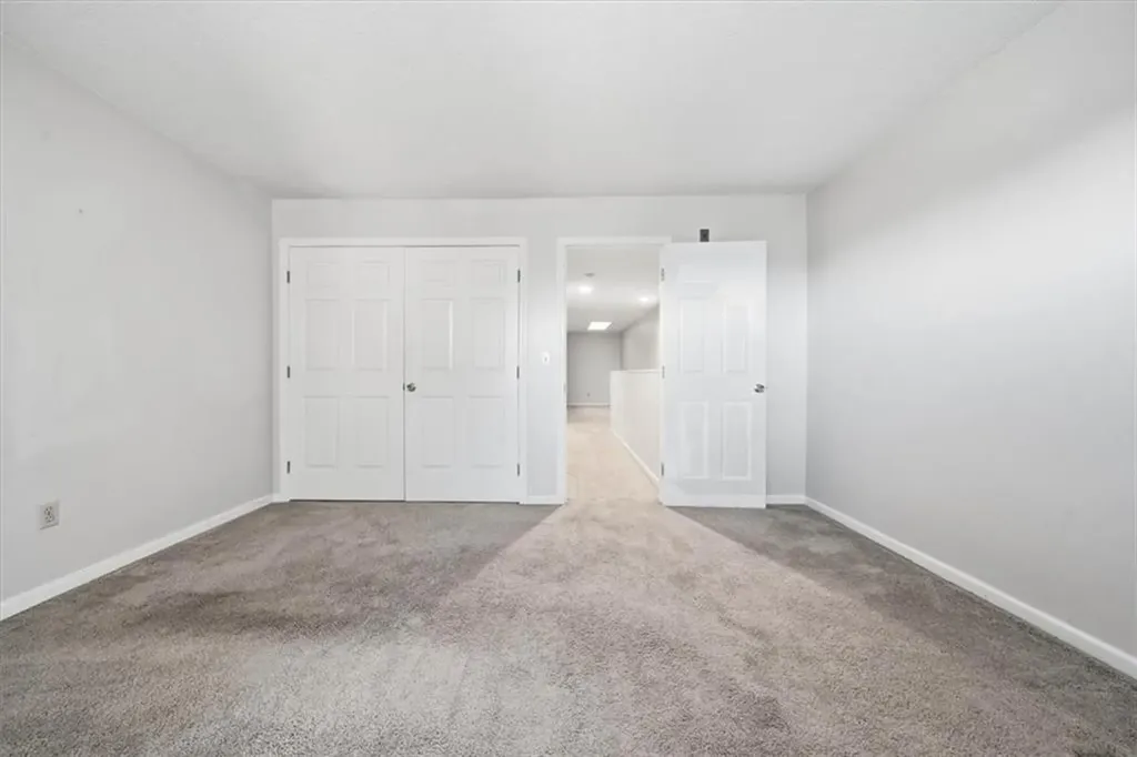 3524 West Shore Road Warwick RI 02886