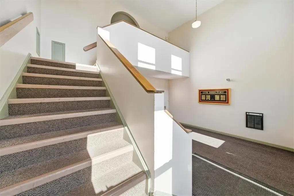 3524 West Shore Road Warwick RI 02886