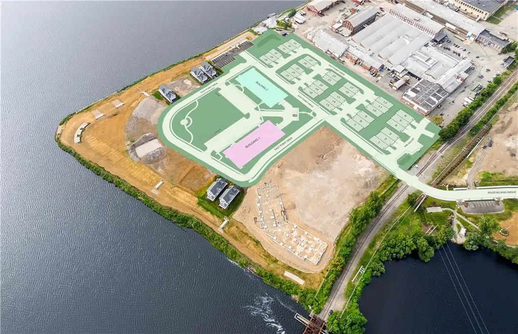 141 East Point Drive East Providence RI 02916