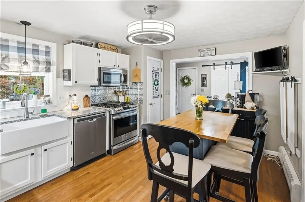 20 Auburn Drive Charlestown RI 02813