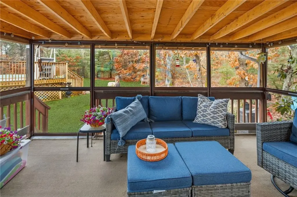 20 Auburn Drive Charlestown RI 02813