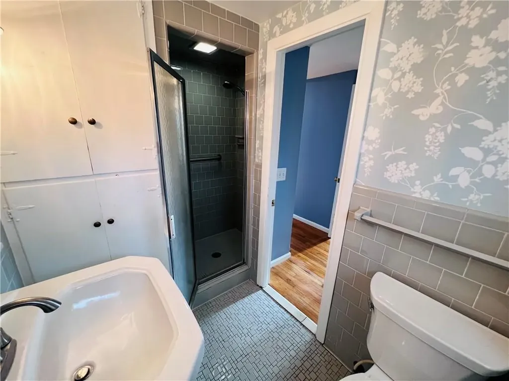 93 Grand View Drive Warwick RI 02886