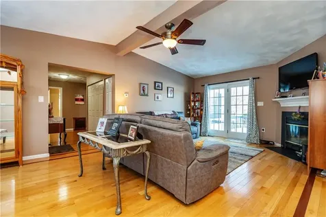 87 Mann School Road Smithfield RI 02917