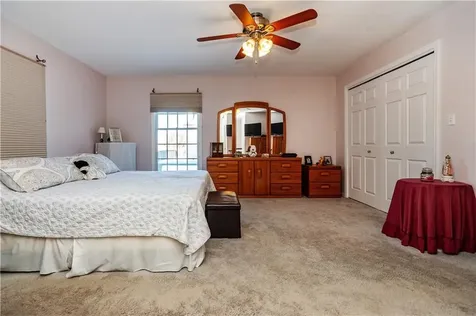 87 Mann School Road Smithfield RI 02917