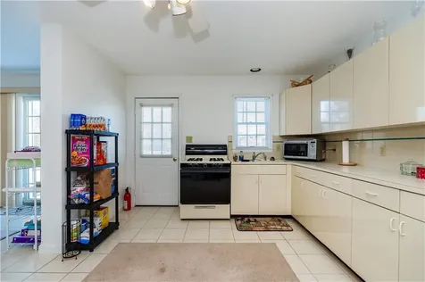 87 Mann School Road Smithfield RI 02917