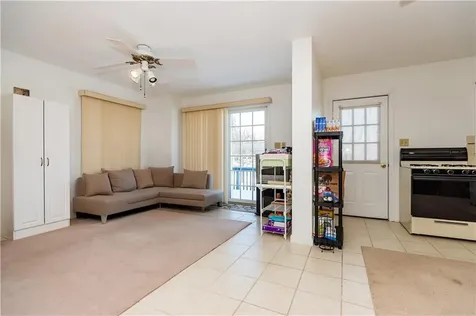 87 Mann School Road Smithfield RI 02917