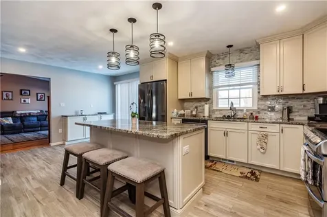 87 Mann School Road Smithfield RI 02917