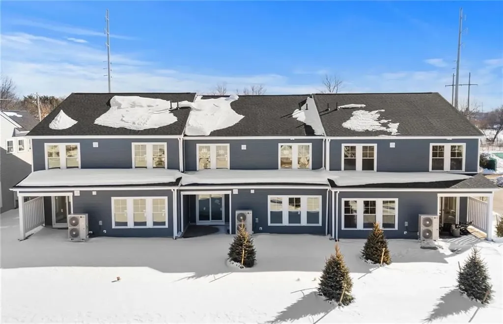 38 East Point Drive East Providence RI 02916