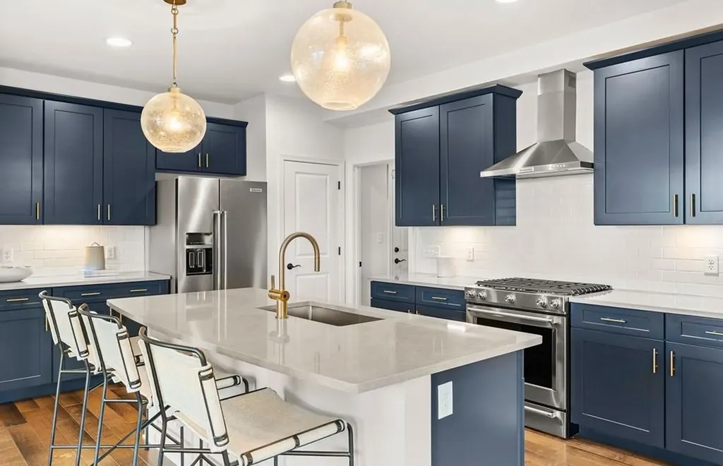 38 East Point Drive East Providence RI 02916