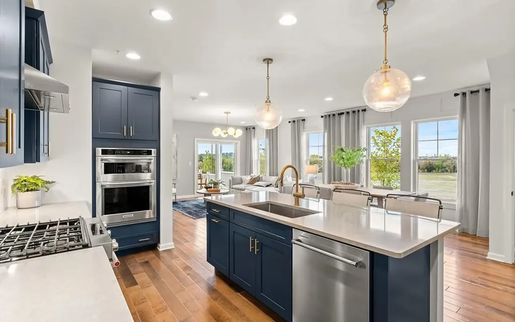 38 East Point Drive East Providence RI 02916