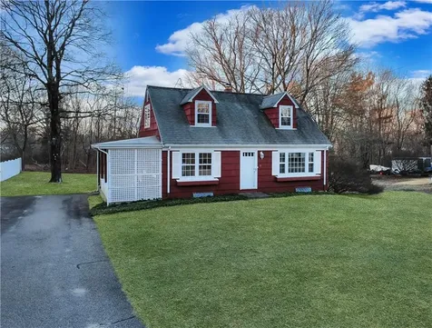 5 Maple Court Hopkinton RI 02804