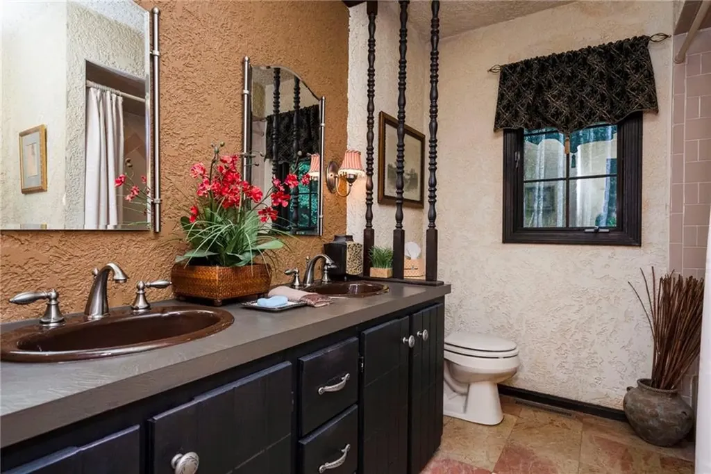 28 Weaver Hill Road West Greenwich RI 02817