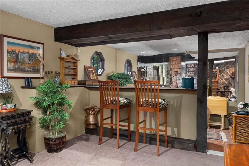 28 Weaver Hill Road West Greenwich RI 02817