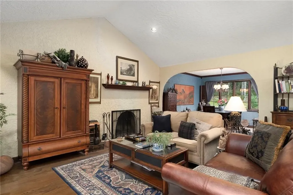 28 Weaver Hill Road West Greenwich RI 02817