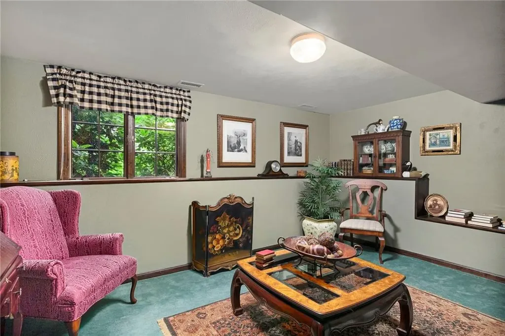 28 Weaver Hill Road West Greenwich RI 02817