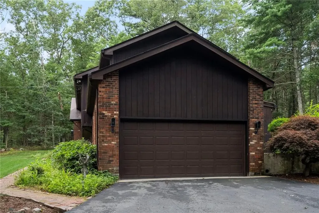 28 Weaver Hill Road West Greenwich RI 02817