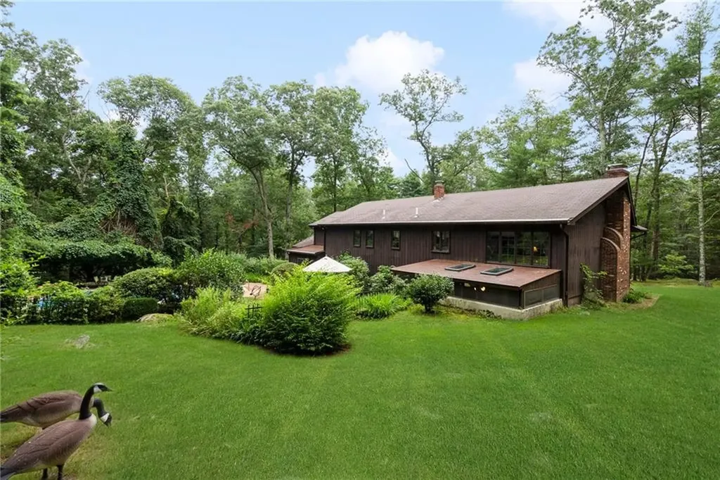 28 Weaver Hill Road West Greenwich RI 02817