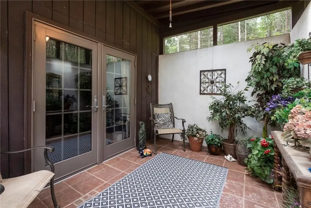 28 Weaver Hill Road West Greenwich RI 02817