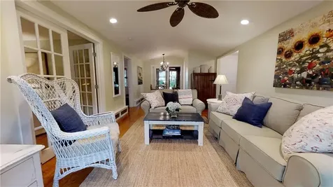 95 Wood Lane South Kingstown RI 02879