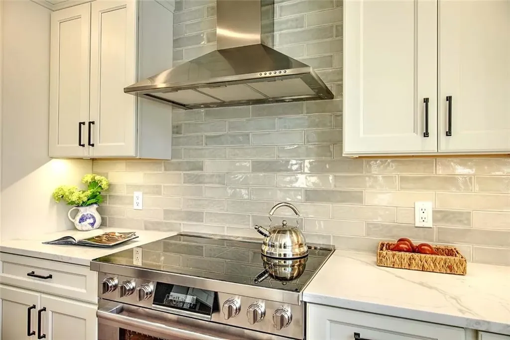 5 Hancock Road Barrington RI 02806