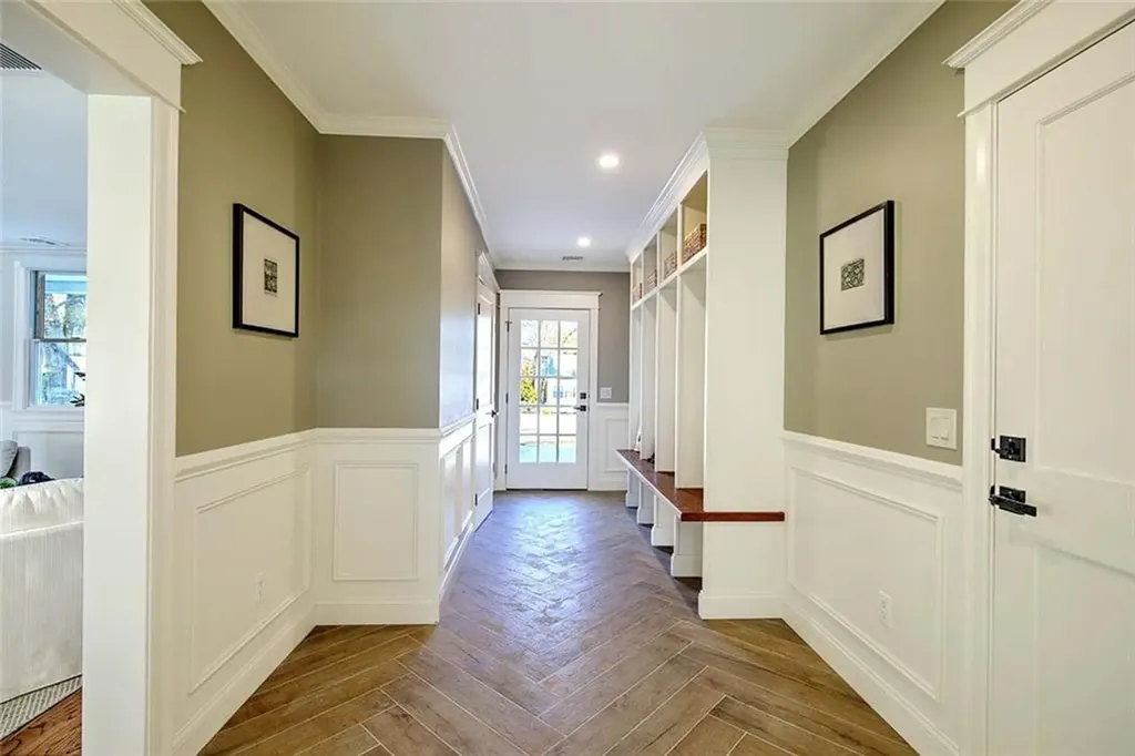 5 Hancock Road Barrington RI 02806