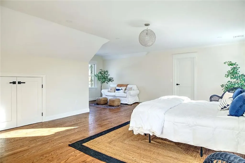 5 Hancock Road Barrington RI 02806