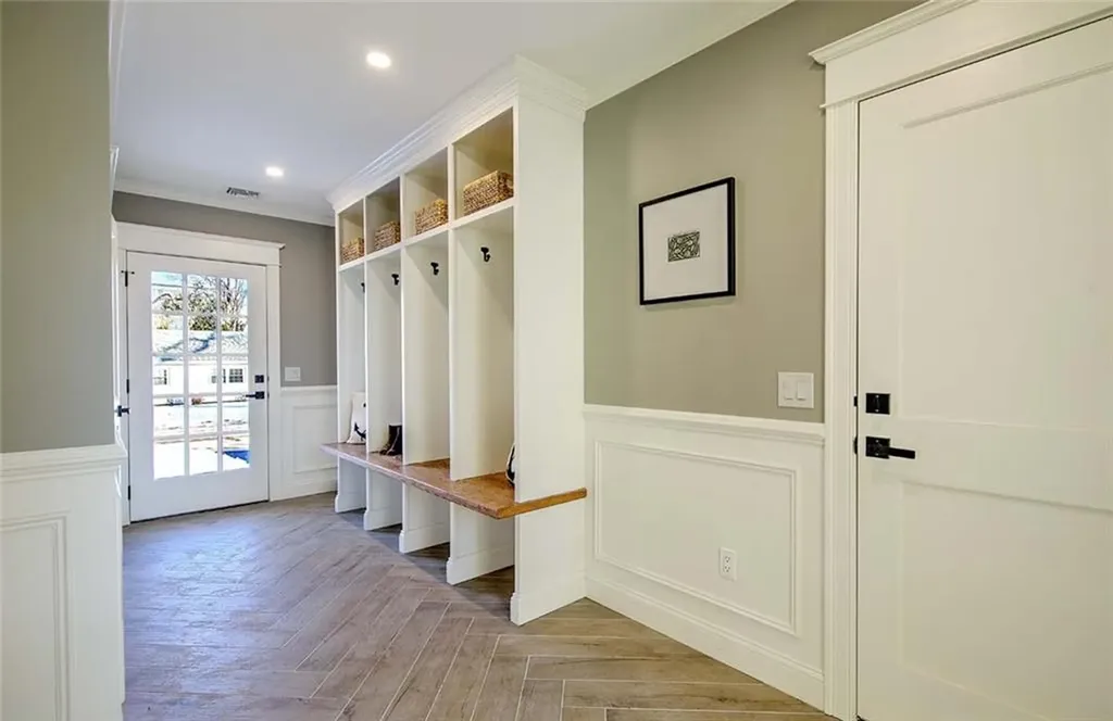 5 Hancock Road Barrington RI 02806