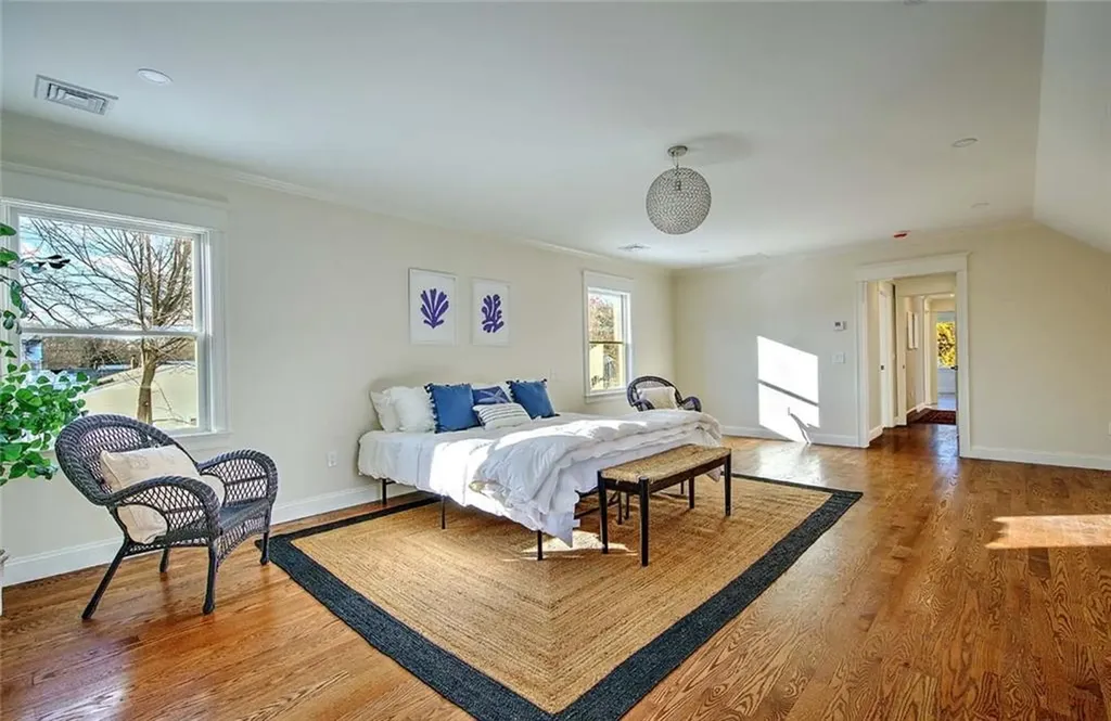 5 Hancock Road Barrington RI 02806