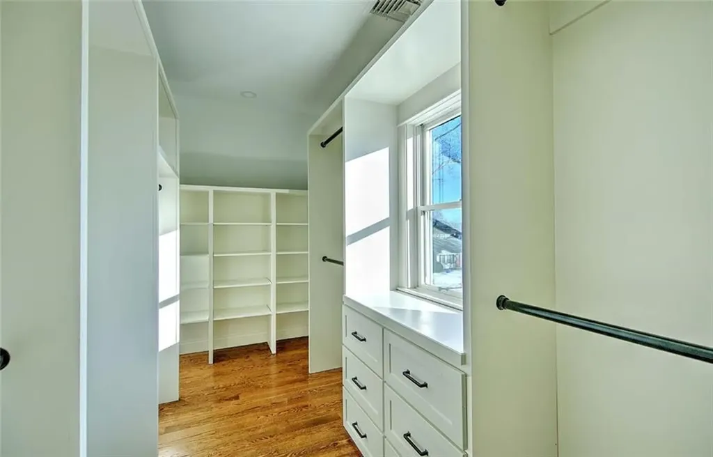 5 Hancock Road Barrington RI 02806