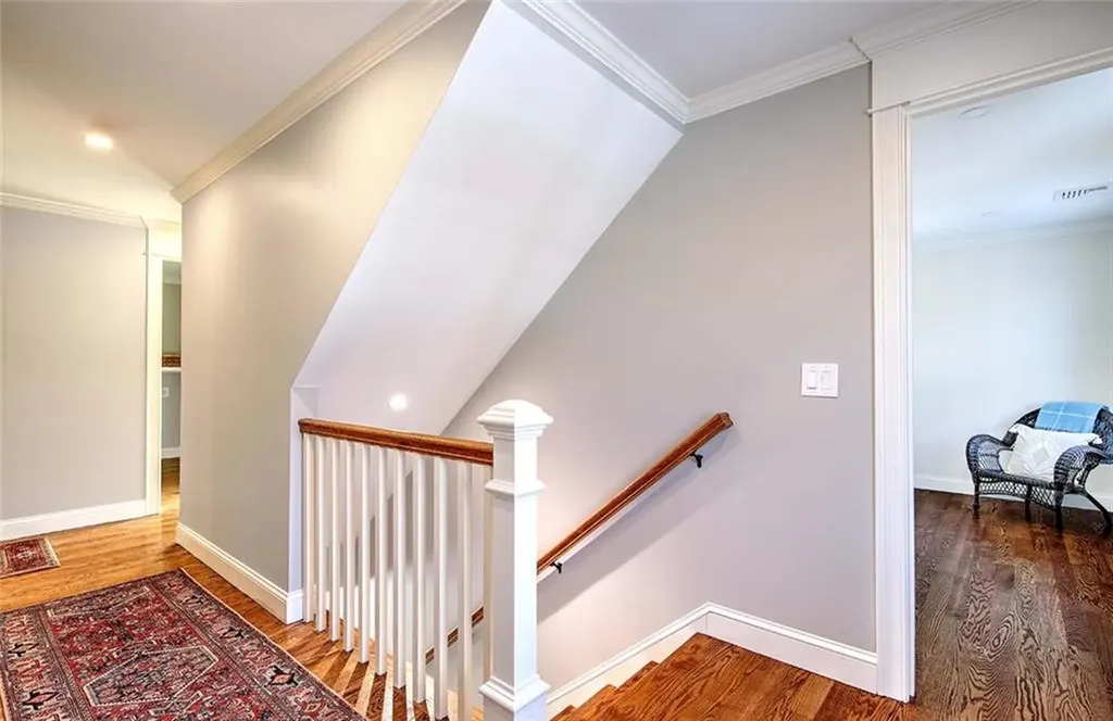 5 Hancock Road Barrington RI 02806