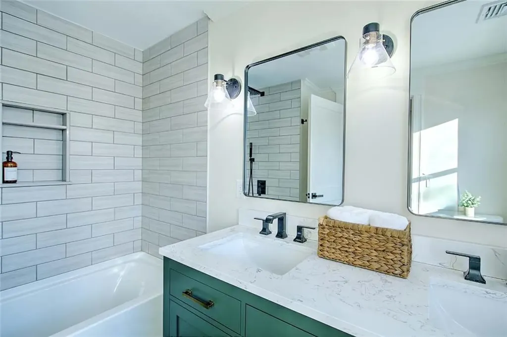 5 Hancock Road Barrington RI 02806