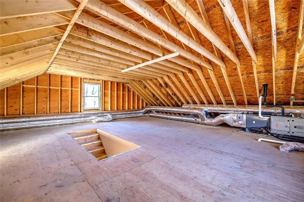 5 Hancock Road Barrington RI 02806