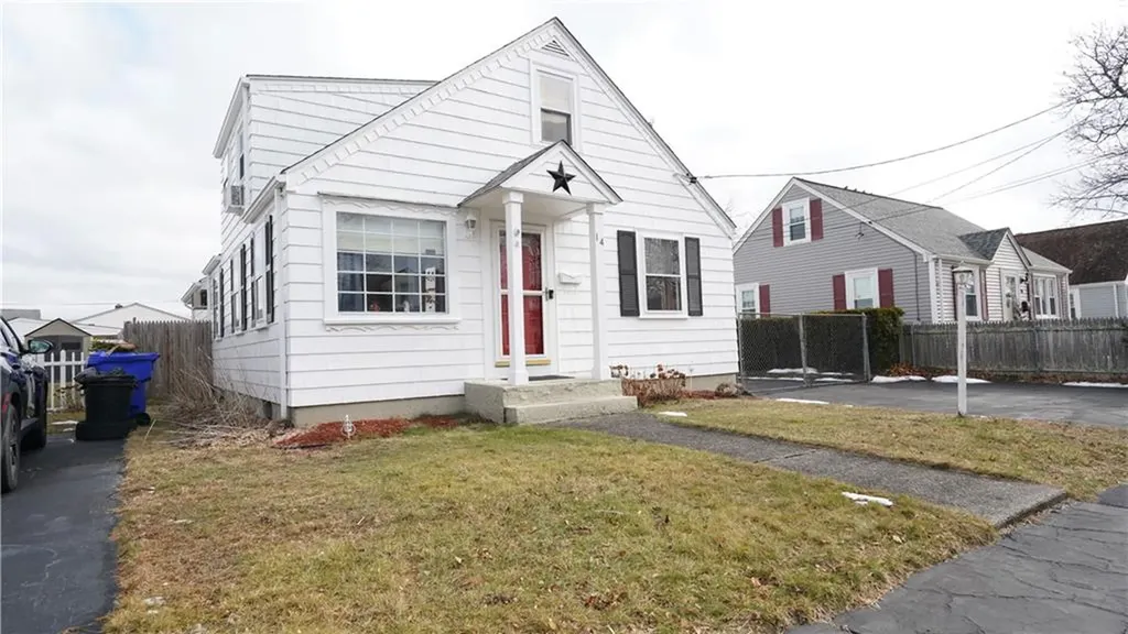 14 Jones Avenue Pawtucket RI 02861