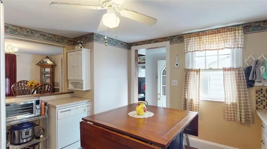 14 Jones Avenue Pawtucket RI 02861