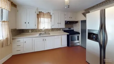 14 Jones Avenue Pawtucket RI 02861