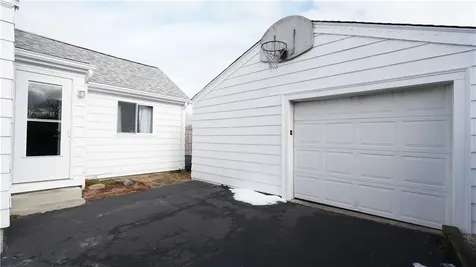 14 Jones Avenue Pawtucket RI 02861