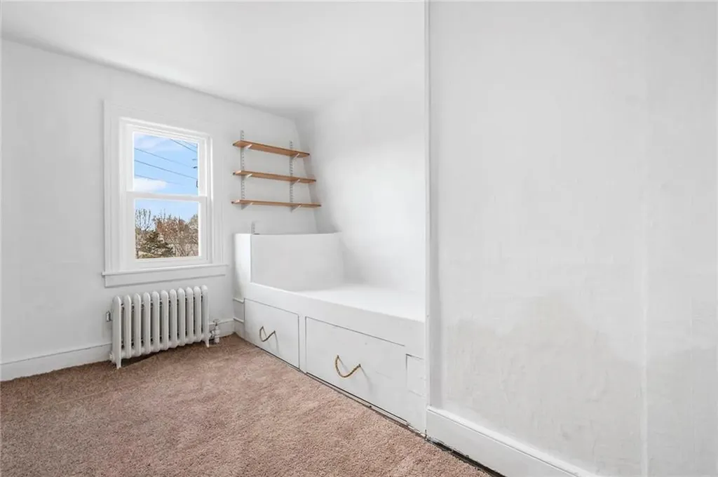 222 Second Street East Providence RI 02865