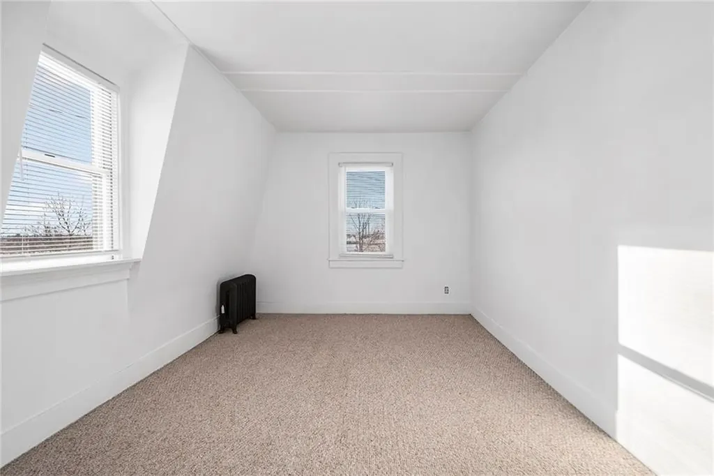 222 Second Street East Providence RI 02865