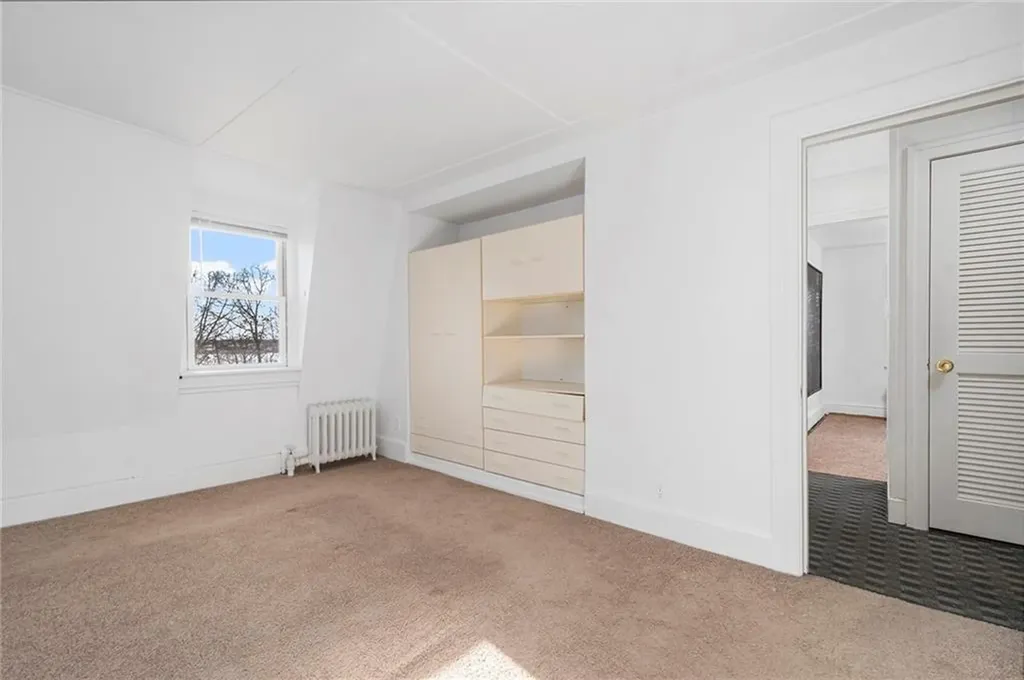 222 Second Street East Providence RI 02865