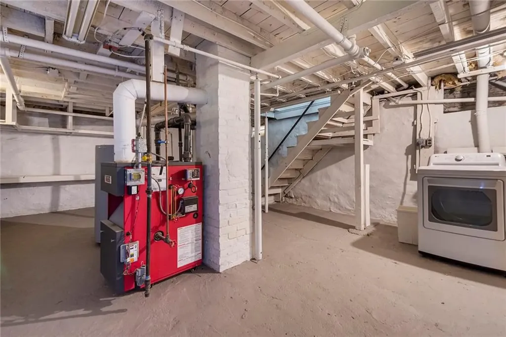 222 Second Street East Providence RI 02865