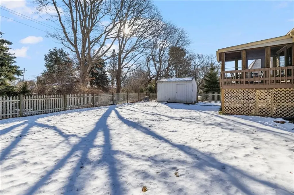 63 Sassafras Trail Narragansett RI 02882