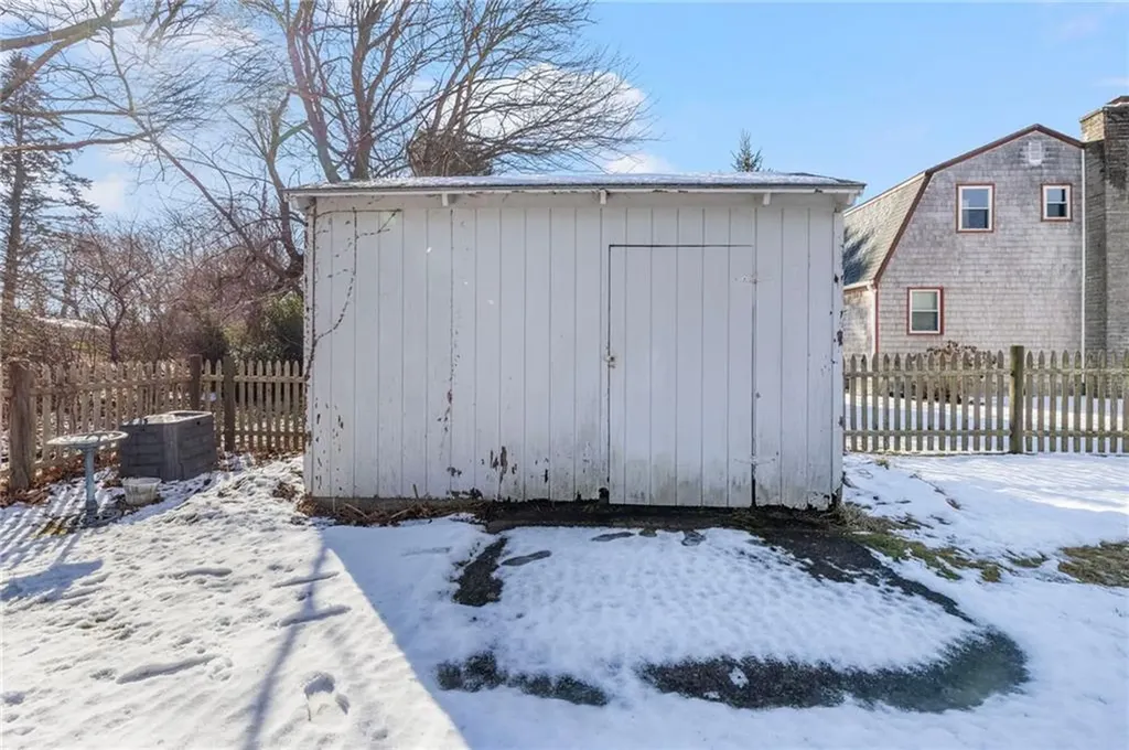 63 Sassafras Trail Narragansett RI 02882