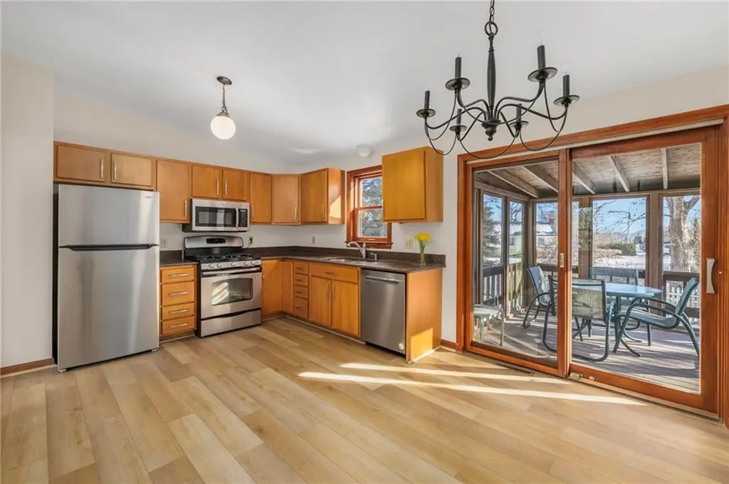 63 Sassafras Trail Narragansett RI 02882