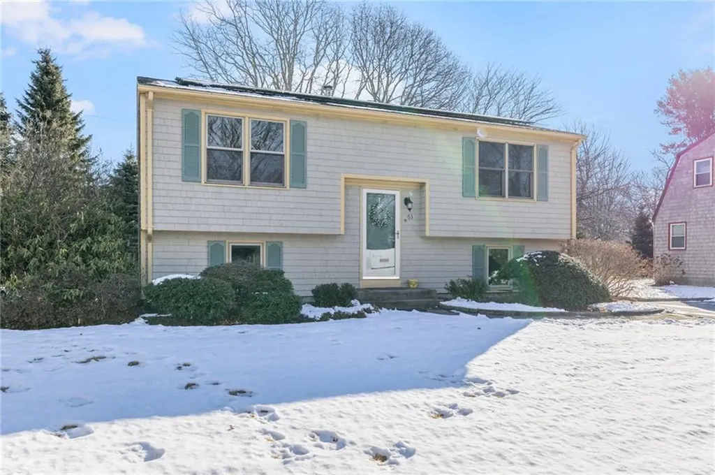 63 Sassafras Trail Narragansett RI 02882