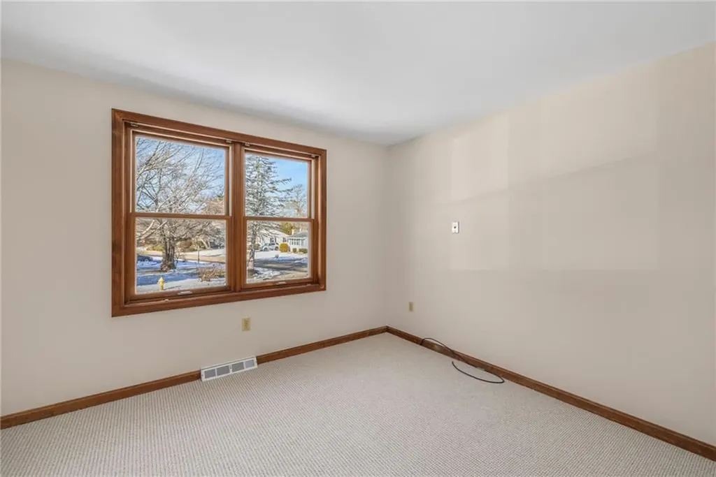 63 Sassafras Trail Narragansett RI 02882