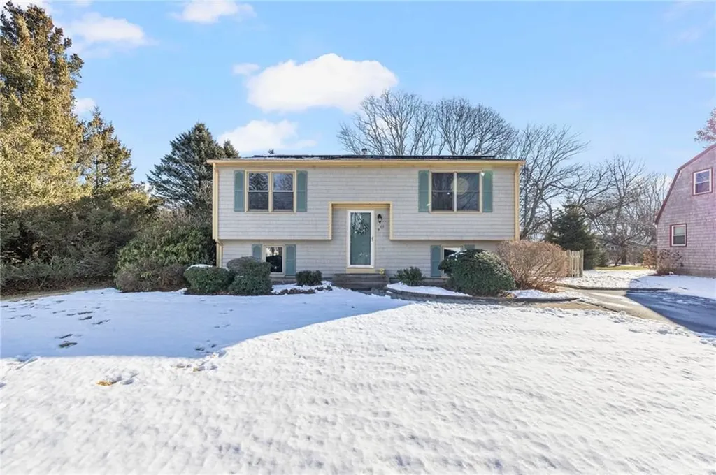 63 Sassafras Trail Narragansett RI 02882