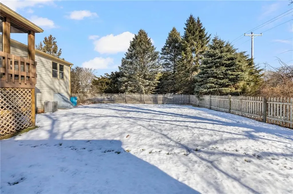 63 Sassafras Trail Narragansett RI 02882