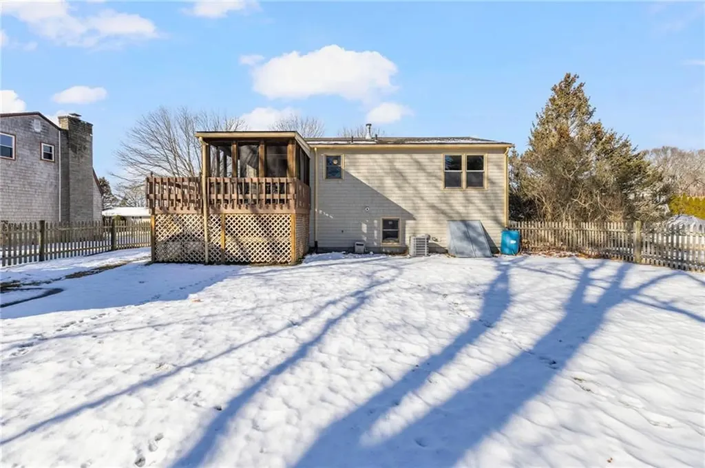 63 Sassafras Trail Narragansett RI 02882