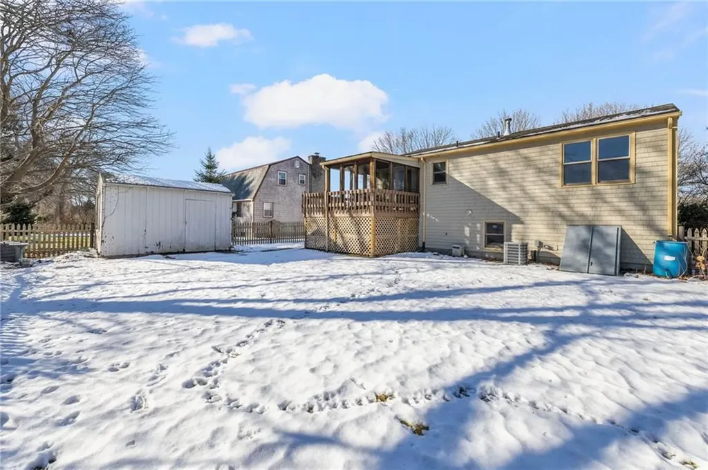 63 Sassafras Trail Narragansett RI 02882