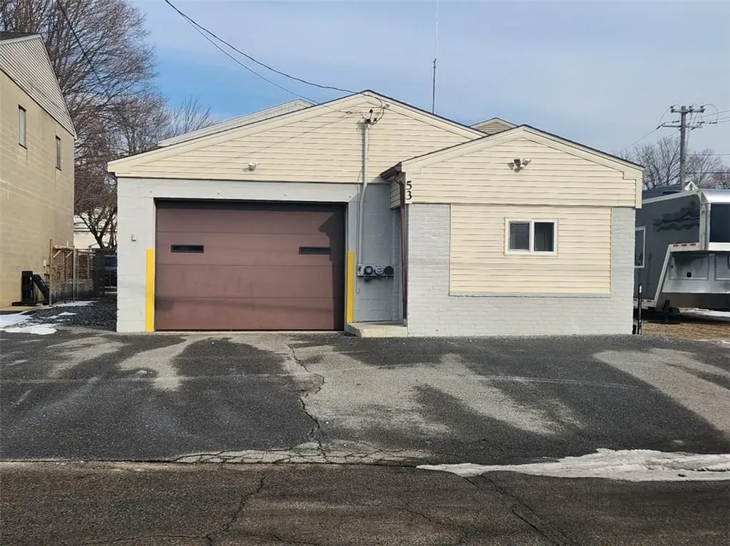 53 Alhambra Road Warwick RI 02886
